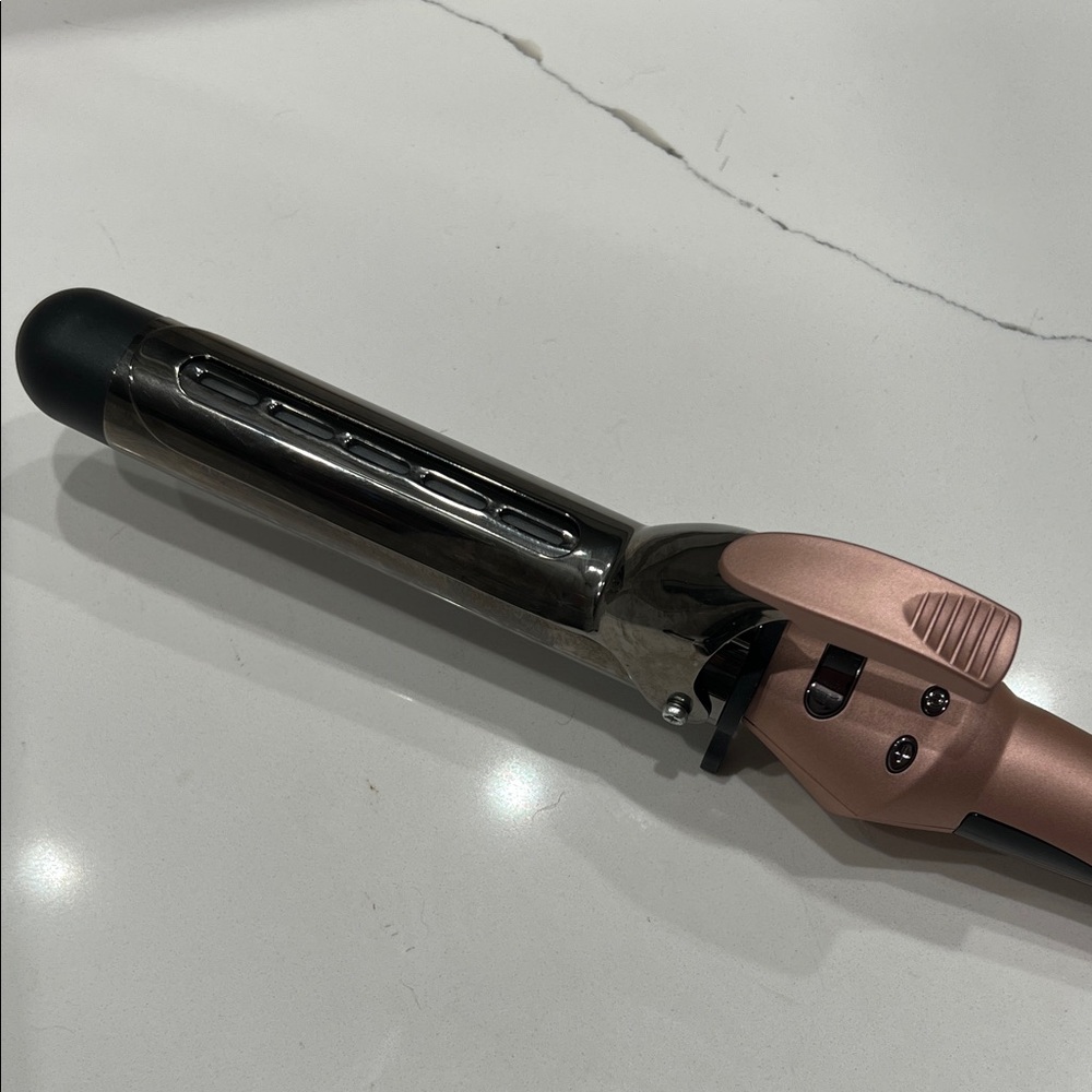Infrared Curling Iron by Aria Beauty for Sephora Collection - Picture 4 of 7